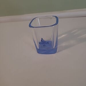 Connecticut Shor Glass